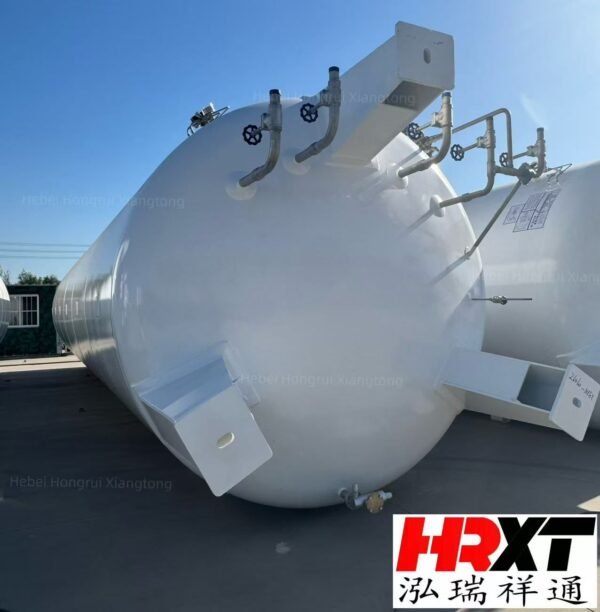 30m3 Vertical LNG Cryogenic Liquid Storage Tank for Chemical Industry
