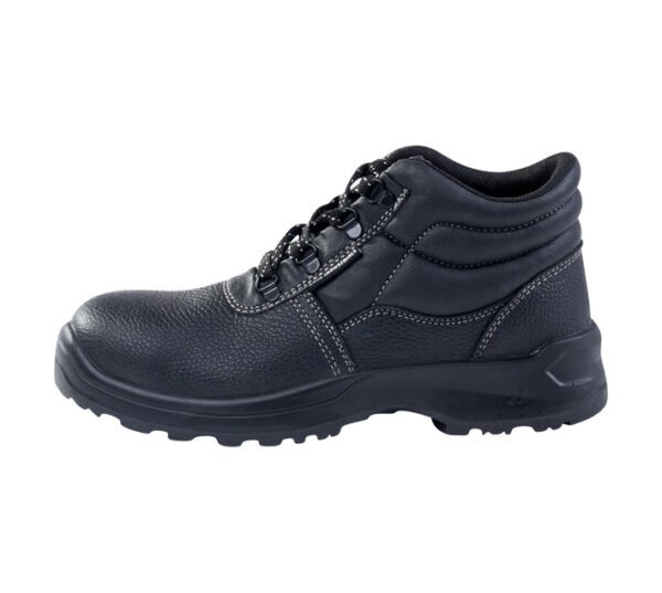 Bata Memphis Boot Black Size 12 â€” Builders Store SA