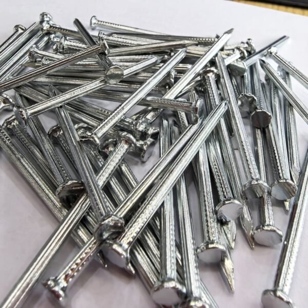 mmon Nails for Heavy-Duty Use