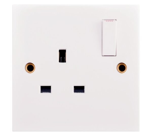 Litemaster CT2871 Single Switch Socket White 13a Litemaster CT2871 Single Switch Socket White 13a — Builders Store SA
